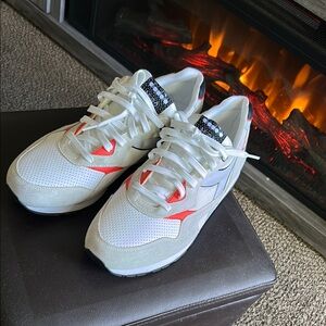 Diadora Athletic Shoes - White and Red